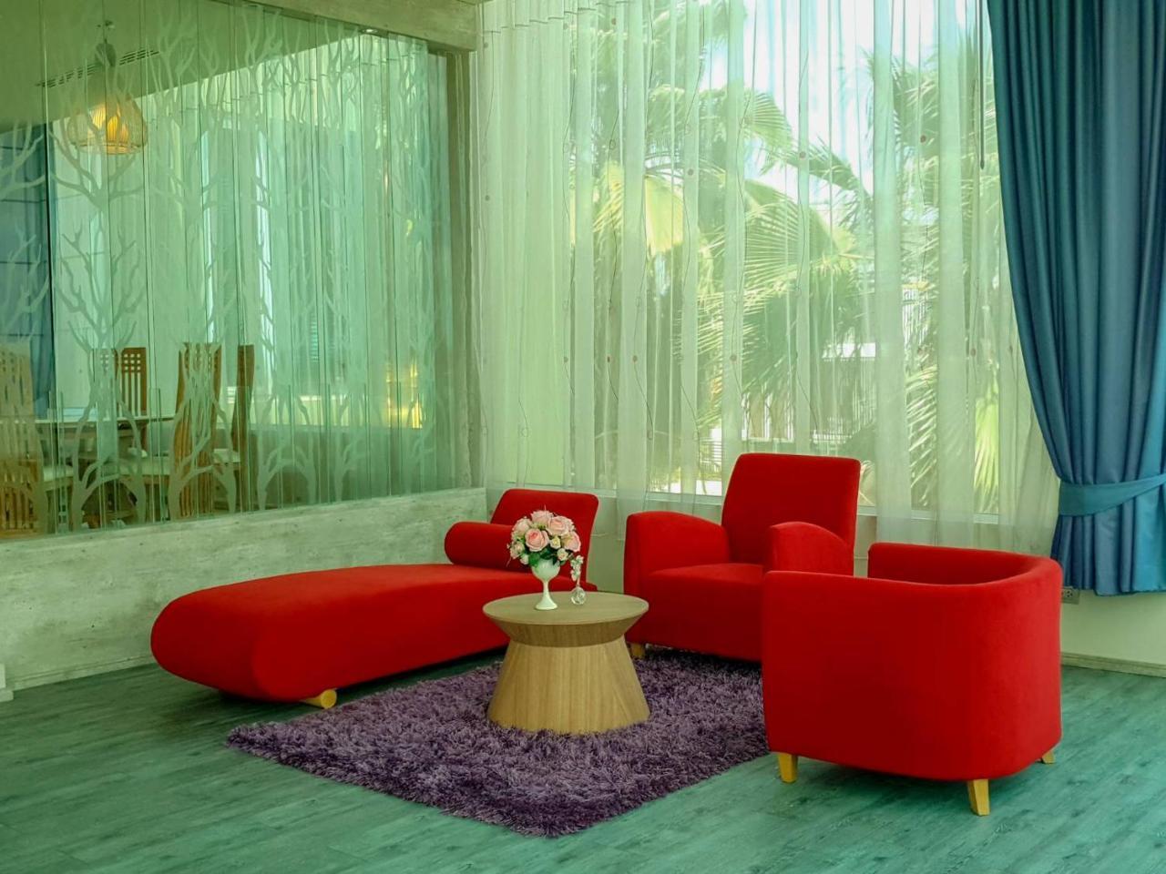 The Beverly Hills Hotel Nakhonratchasima Dış mekan fotoğraf